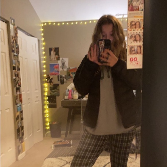 Meet your Posher, Jacey - Picture 1 of 1